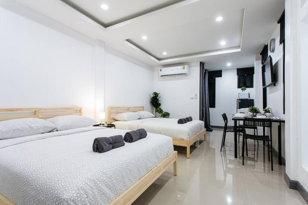 Appartement P2 Silom Large 2Beds Full Kitchen Wifi 4-6Pax à Bangkok Extérieur photo